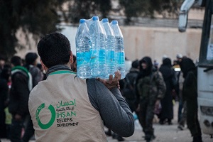 Drinking water being provided by Syrian Forum's Ihsan Organization